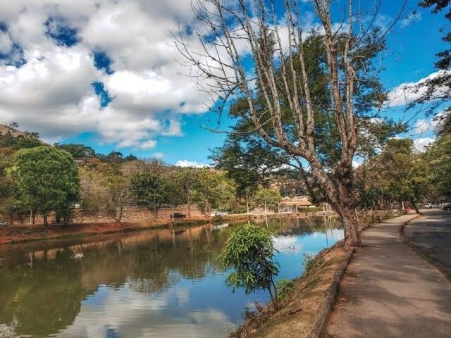 Petrópolis é o terceiro principal destino turístico do Estado do Rio. 5