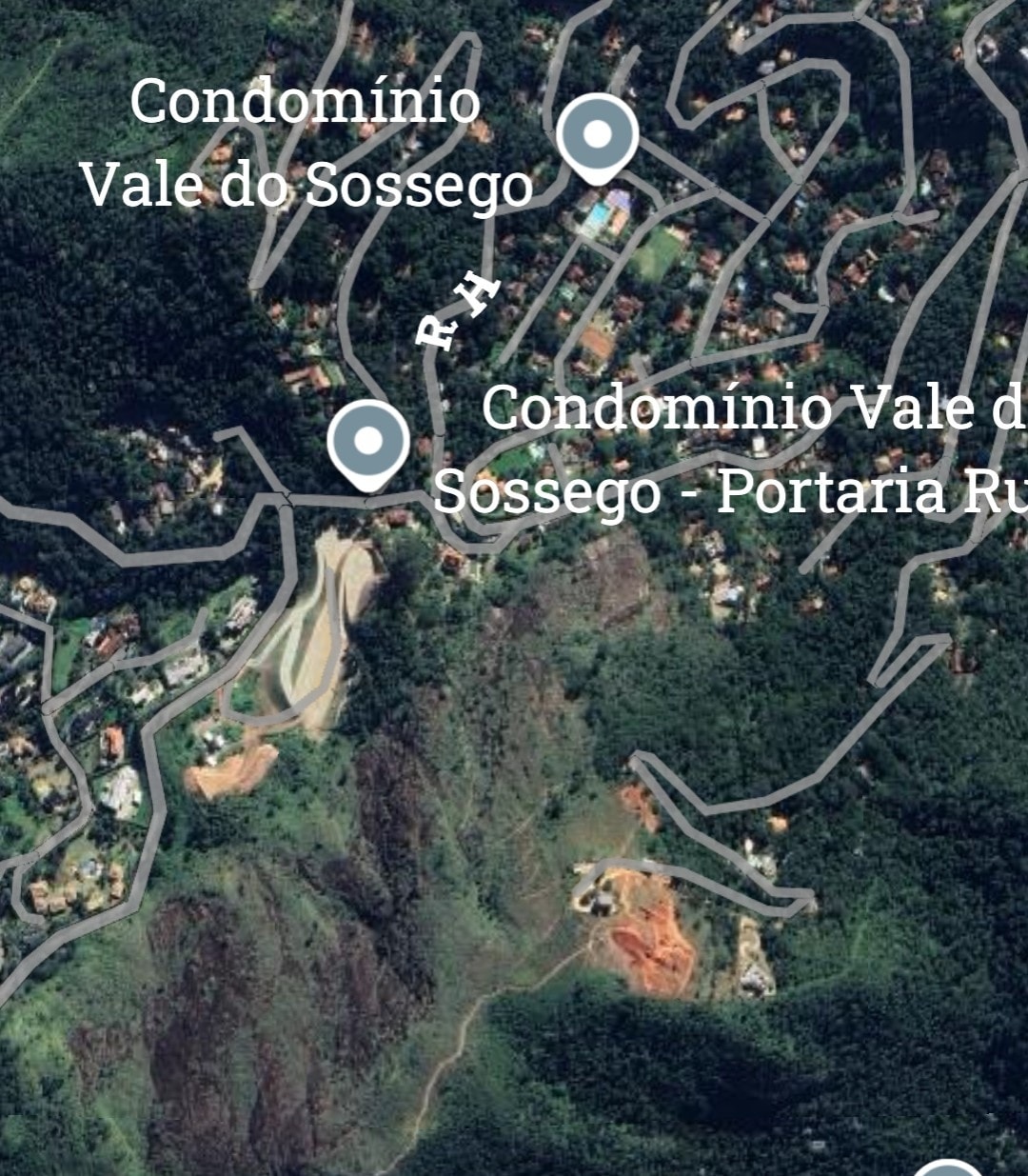 Grande movimentação de terra no alto de montanha2