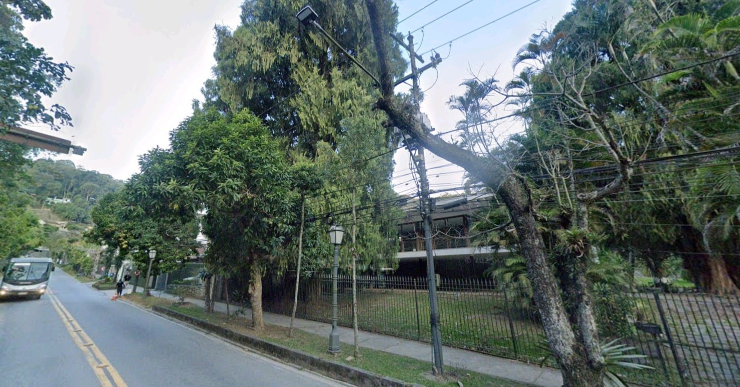 Mobilidade pública em segundo plano