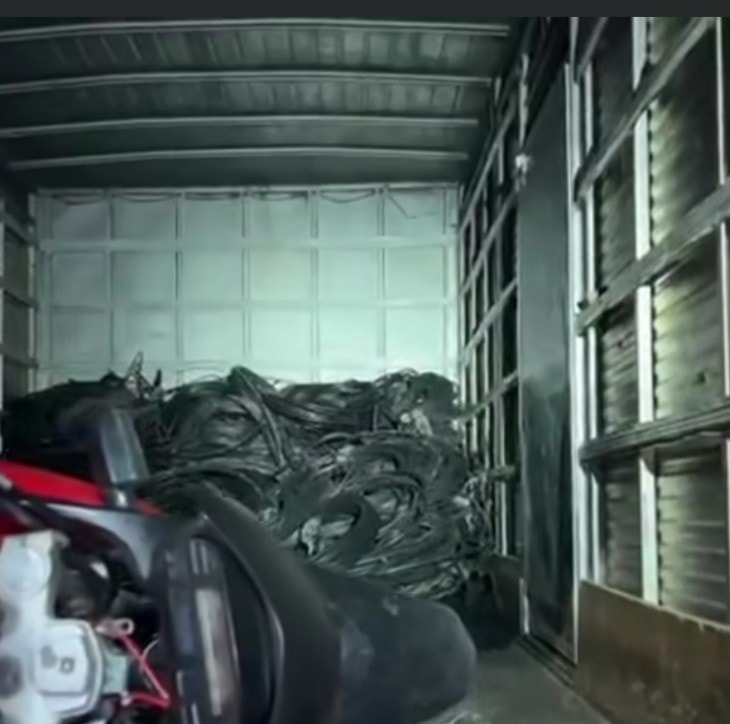 Ladrões de cabos presos em flagrante em Itaipava.