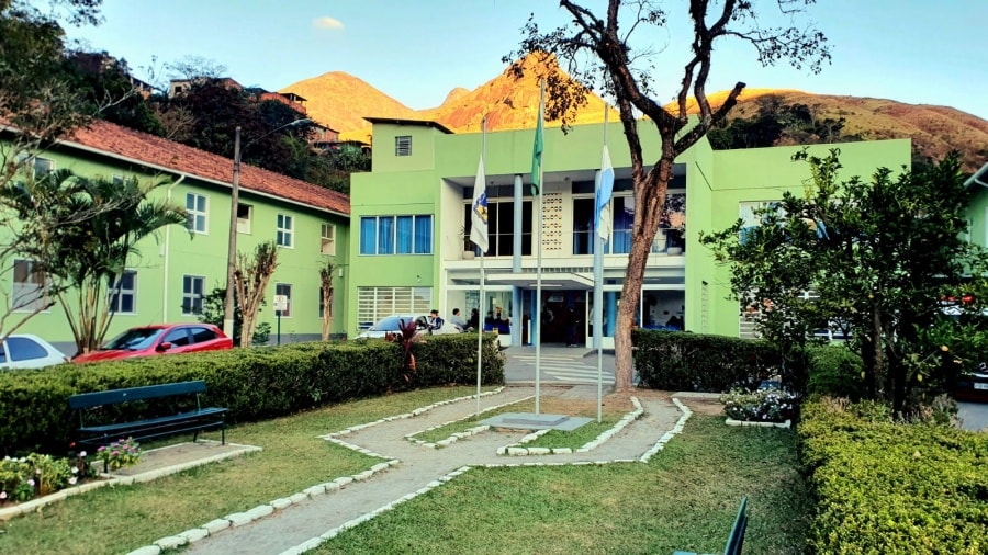 Secretário de Saúde instala seu gabinete no Alcides Carneiro.