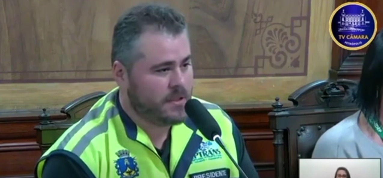 Audiência Pública Escancara o Caos da ENEL: Petrópolis Exige Agilidade Imediata em Vias Críticas