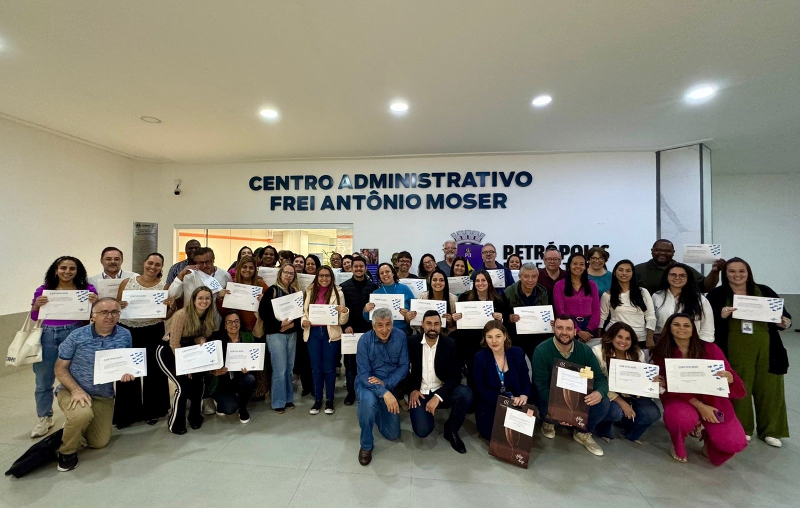 Sebrae Rio e prefeitura capacitam servidores de Petrópolis.