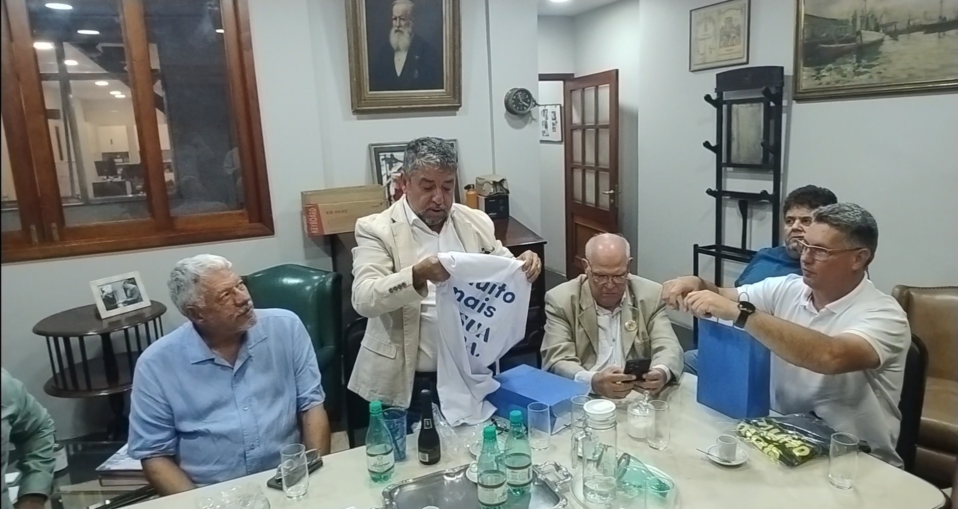 Prefeito de Maricá visita a Cidade Imperial.