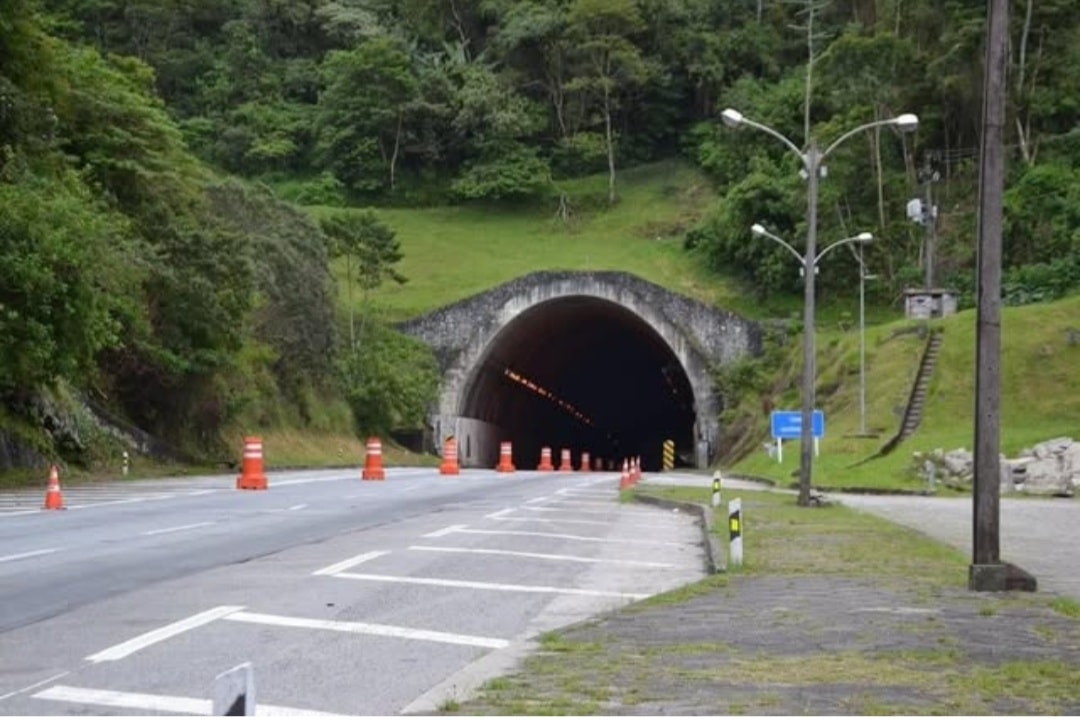 Cones Substituem Obras Reais na Nova Gestão da BR-040
