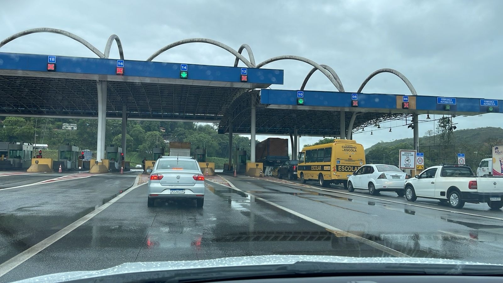 Expectativas para 2026: Obras na BR-040 e Solução para a Crise do Lixo são as Prioridades em Petrópolis