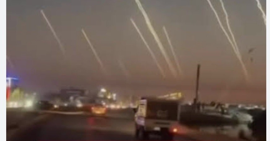 Tensão no Oriente Médio: Retaliação Iraniana Incendeia o Golfo e Ameaça Estabilidade Global