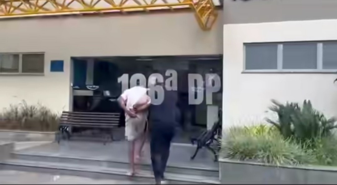 Tráfico em Secretário.