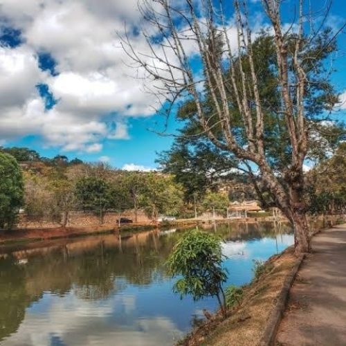 Petrópolis é o terceiro principal destino turístico do Estado do Rio. 5