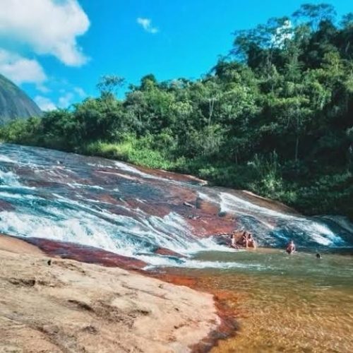 Petrópolis é o terceiro principal destino turístico do Estado do Rio. 8